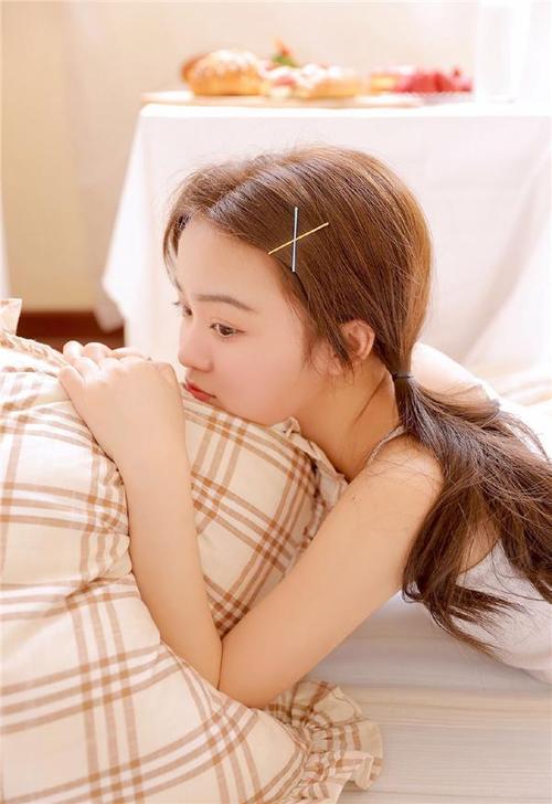 yeezy380蜜桃粉和白色